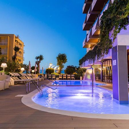 גביצ'ה מארה Hotel Alexander מראה חיצוני תמונה