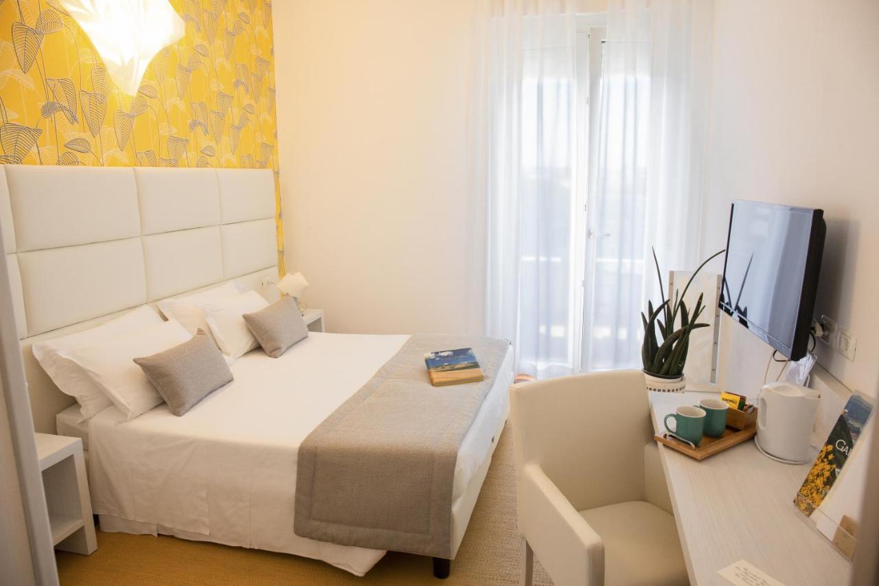 גביצ'ה מארה Hotel Alexander מראה חיצוני תמונה