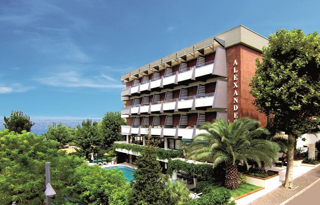 גביצ'ה מארה Hotel Alexander מראה חיצוני תמונה