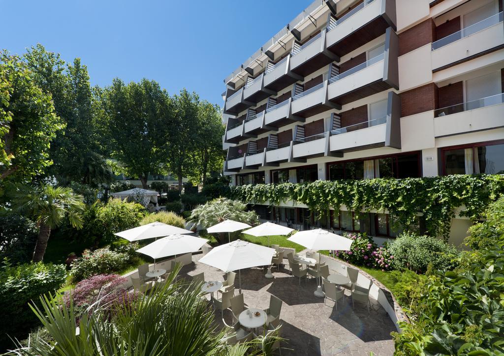גביצ'ה מארה Hotel Alexander מראה חיצוני תמונה